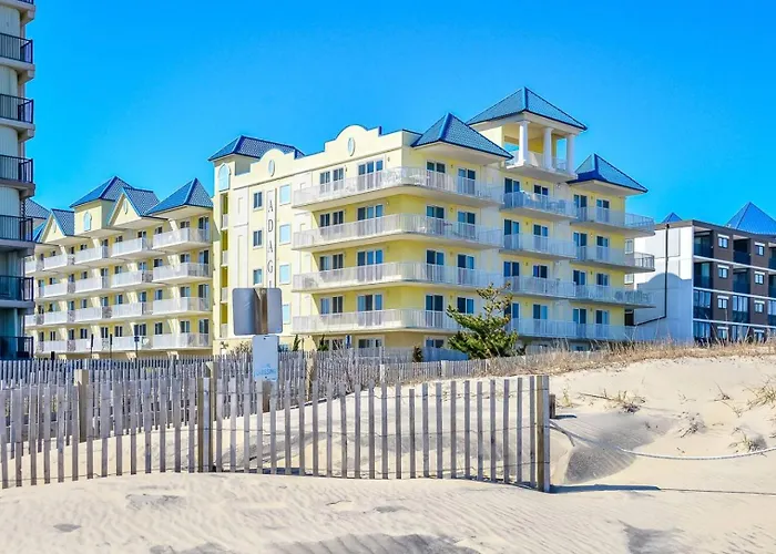 Spacious 3-bedroom, 3-bathroom In Ocean With And Bay Views