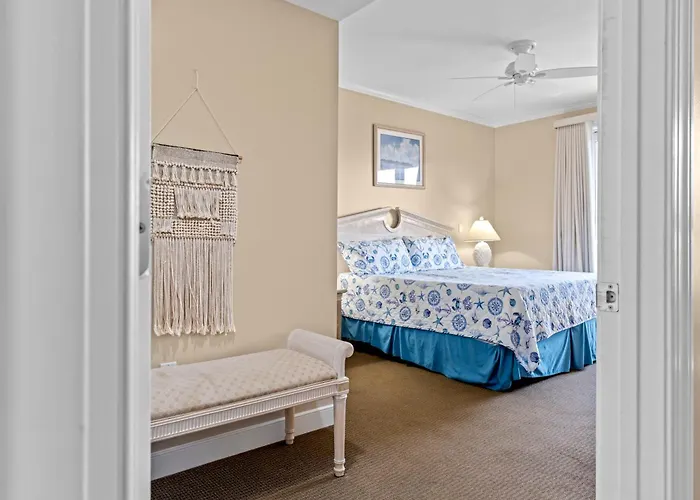 Spacious 3-bedroom, 3-bathroom In Ocean With And Bay Views Ocean Stadt