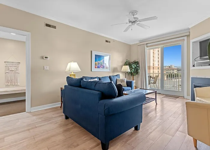 Spacious 3-bedroom, 3-bathroom In Ocean With And Bay Views Ferienhaus